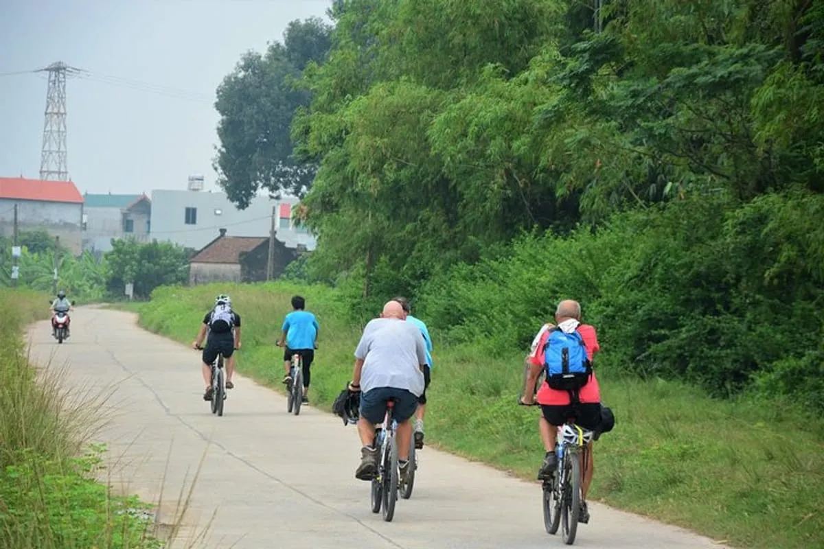 Half-Day Hanoi E-Bike Tour: Exploring Ancient Co Loa Citadel